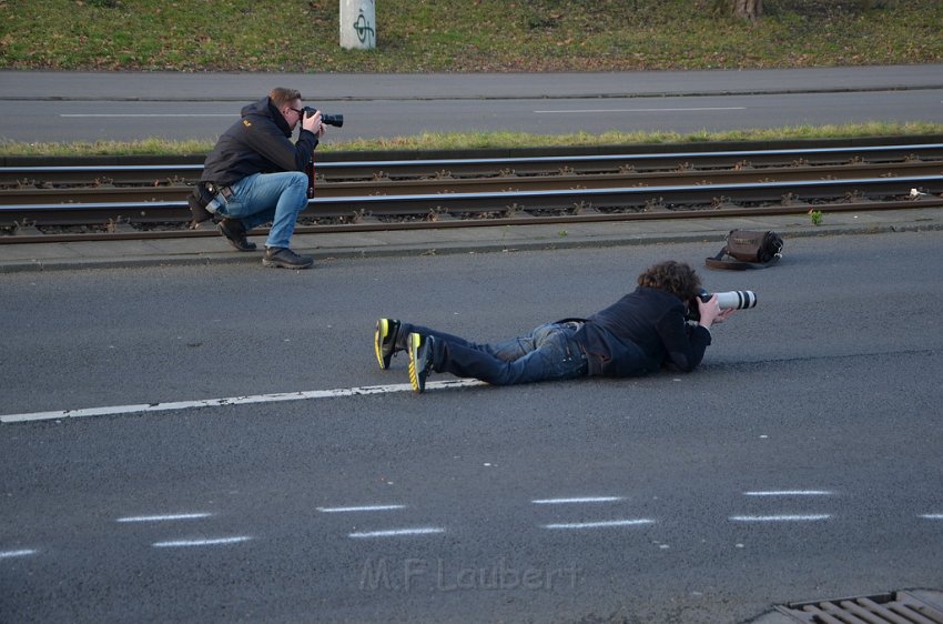 VU PKW Baum Koeln Muelheim Pfaelzischer Ring P090.JPG